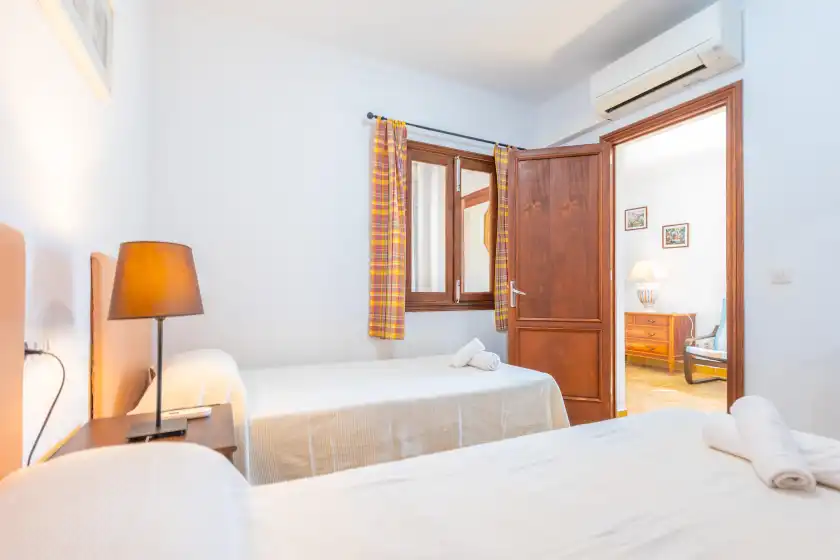 Holiday rentals in Casa catalina sarola, Campanet