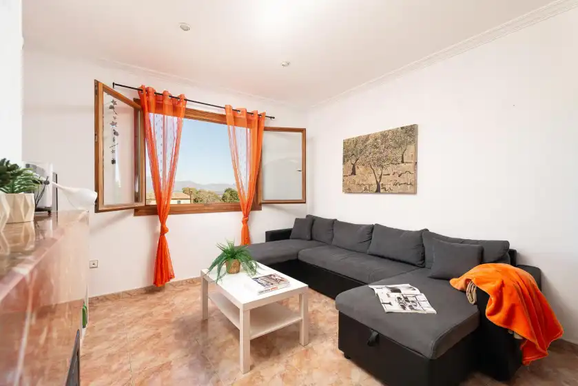 Holiday rentals in Can kalet, Costitx