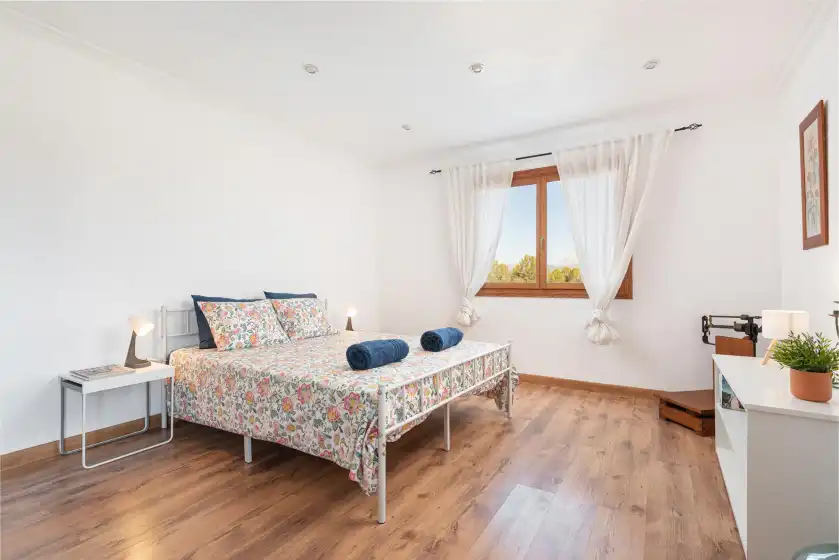 Holiday rentals in Can kalet, Costitx