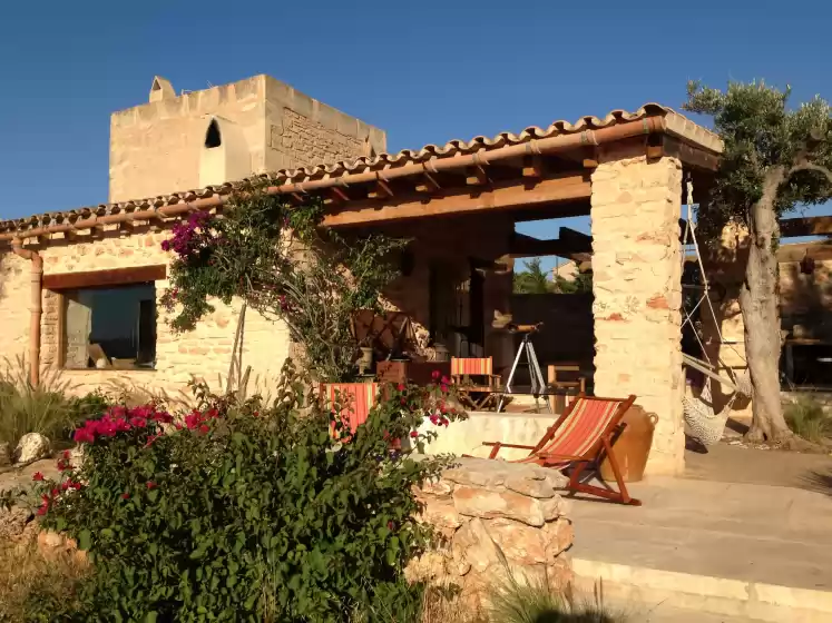 Holiday rentals in Villa es molí des trenc, Campos