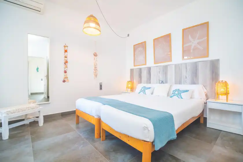 Ferienhaus auf Ses penyes rotges, (antes sa penya trencada), Portopetro