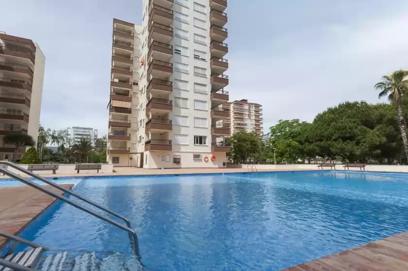 Holiday rentals in Zarzamora, Grau i Platja