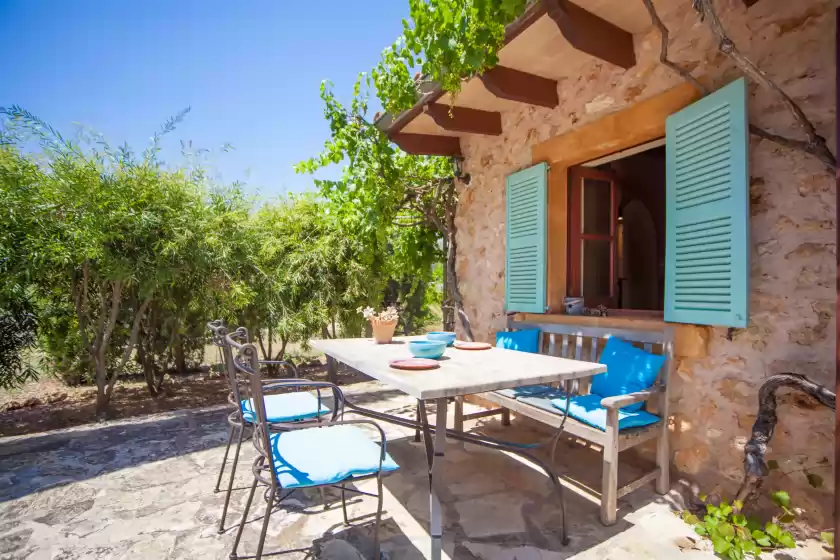 Holiday rentals in Can pina - adults only (eco groc), Costitx