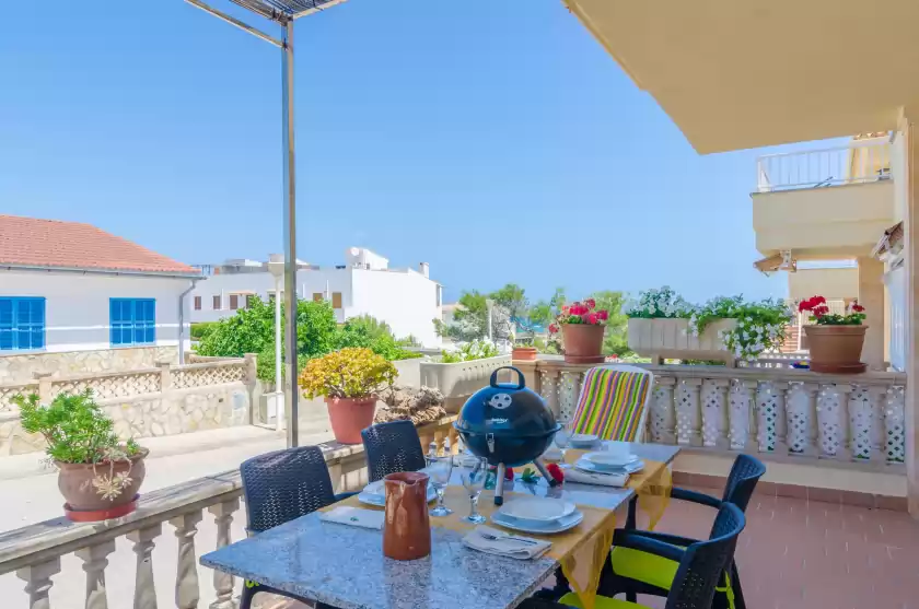 Holiday rentals in Tunina