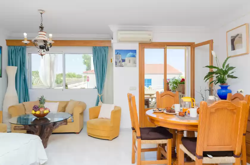 Holiday rentals in Tunina, Son Serra de Marina