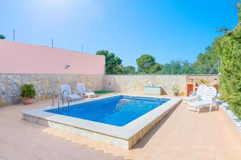 Holiday rentals in Villa gloria, Cala Pi