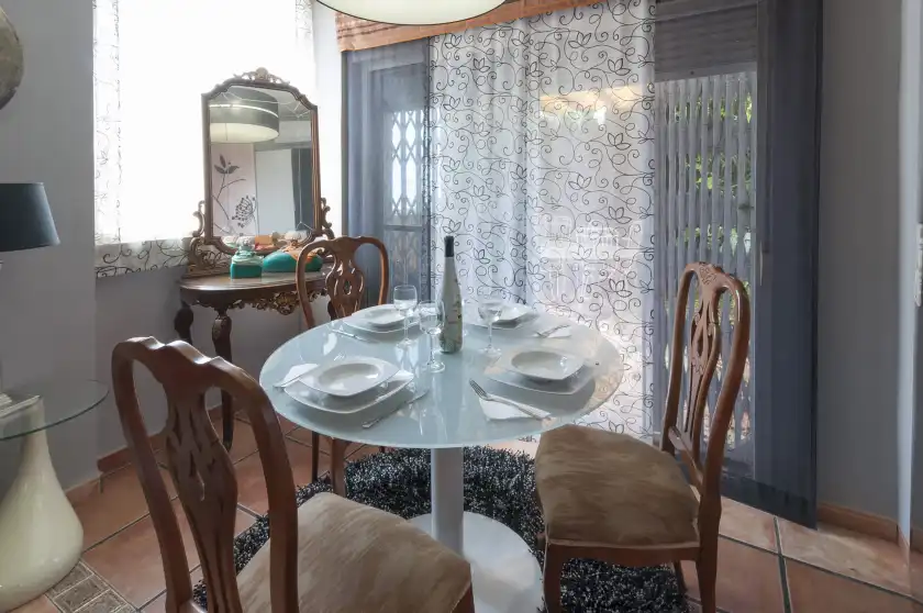 Ferienhaus auf Israel, Grau i Platja