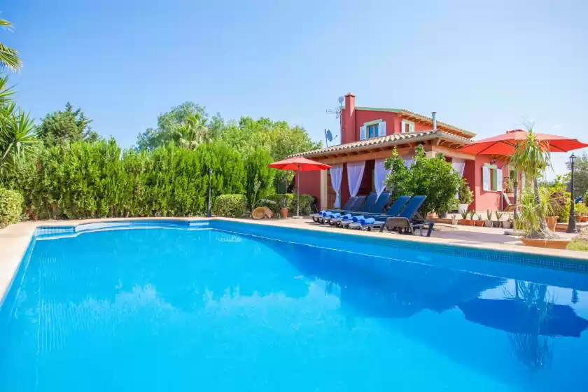 Holiday rentals in Cas rossinyol, Lloseta