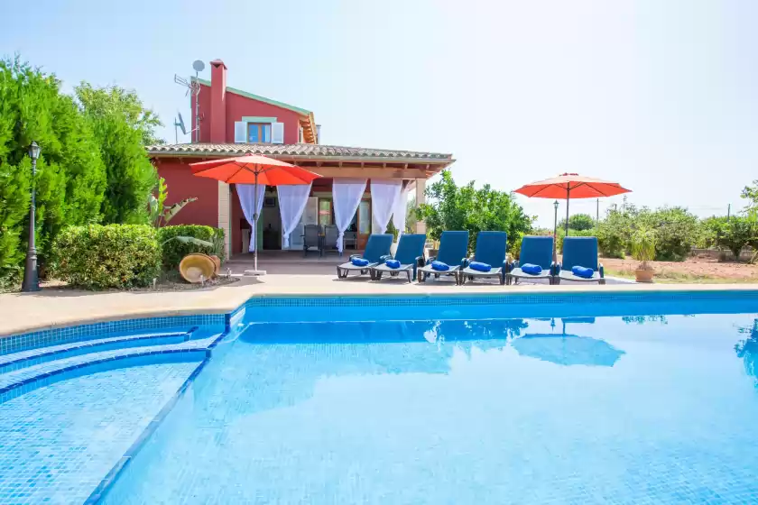 Holiday rentals in Cas rossinyol, Lloseta