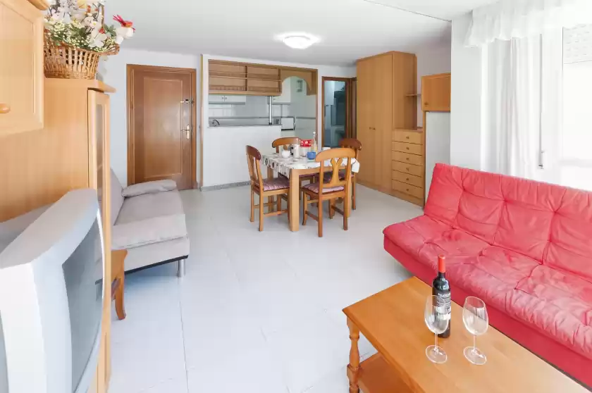 Holiday rentals in Alondras, Grau i Platja