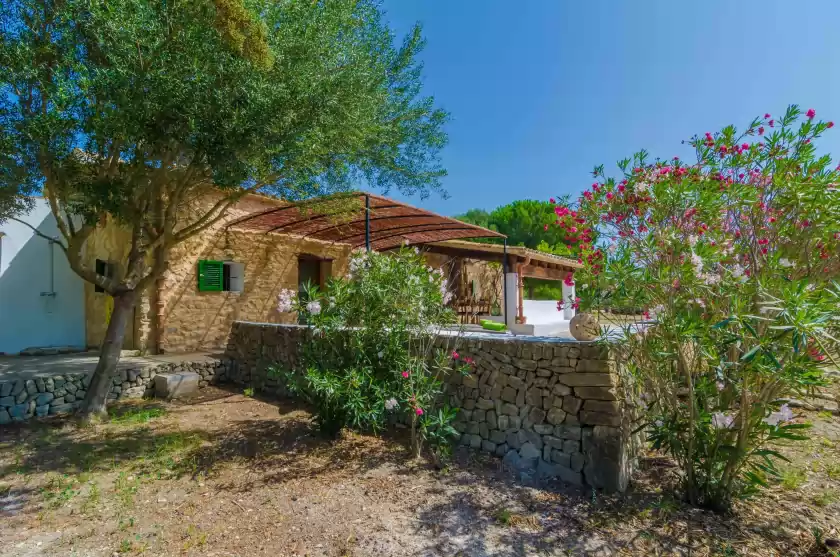 Holiday rentals in Sa rota (den joan porrerenc), Montuïri