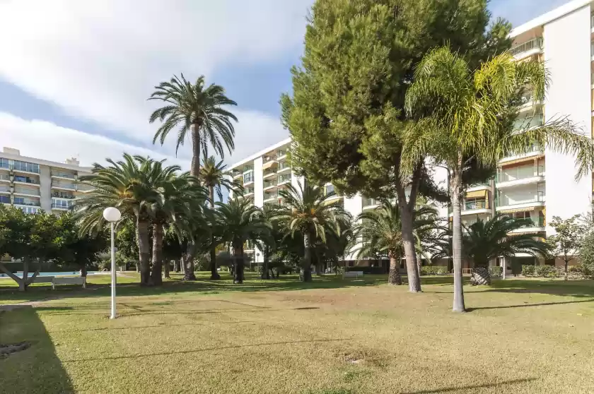 Holiday rentals in Parque del puerto, Grau i Platja