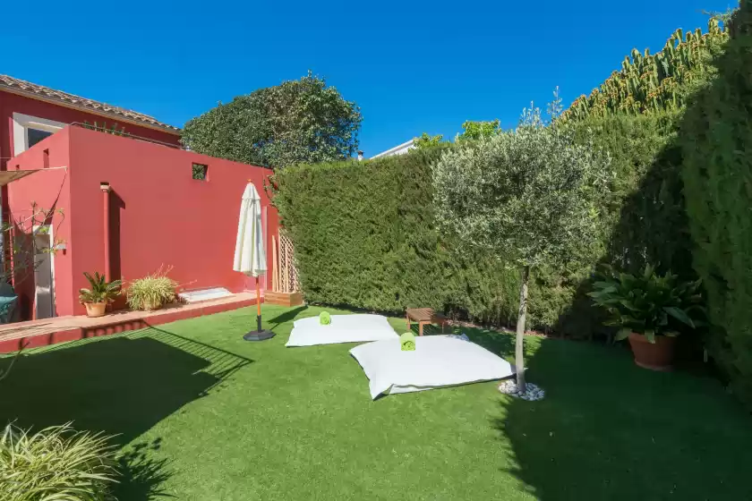 Holiday rentals in Villa isidro, es Pont d'Inca