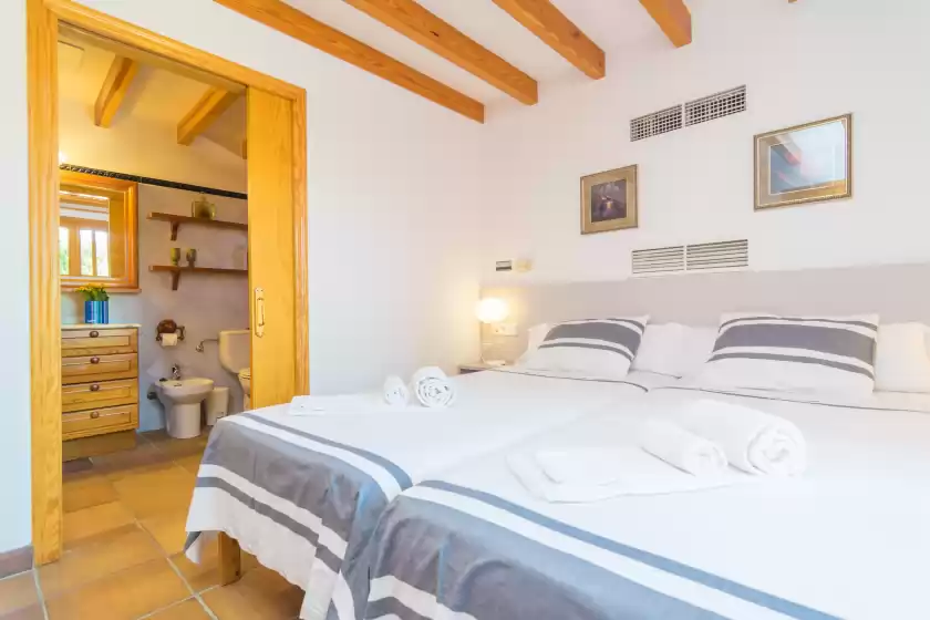 Holiday rentals in Villa marjals, Muro