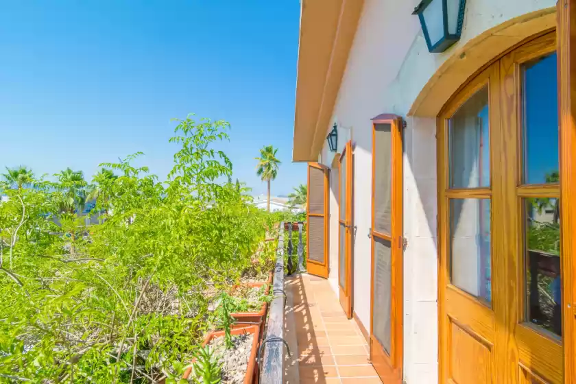 Holiday rentals in Villa marjals, Muro