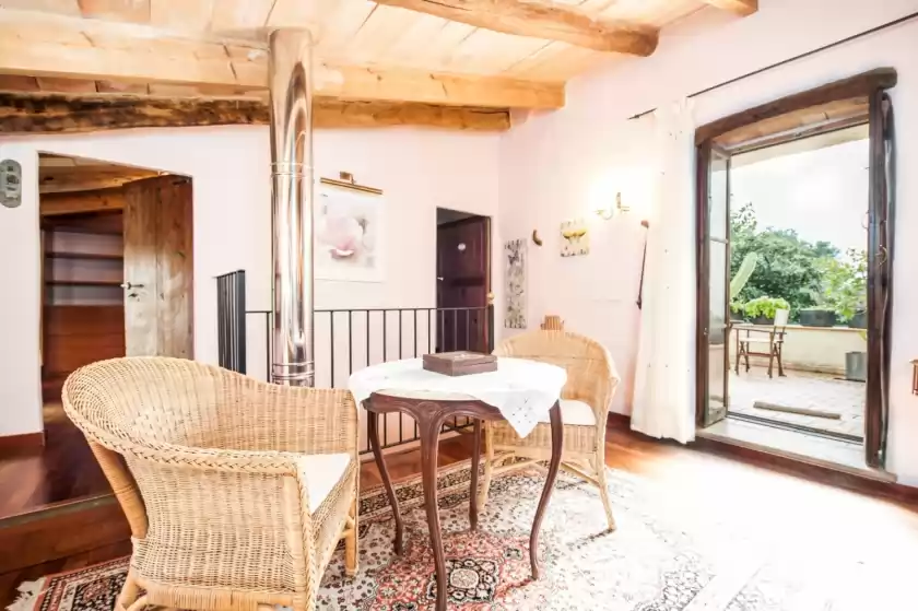 Holiday rentals in Can farré, Moscari