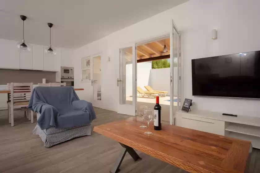 Holiday rentals in Sestanyolet, s'Estanyol de Migjorn