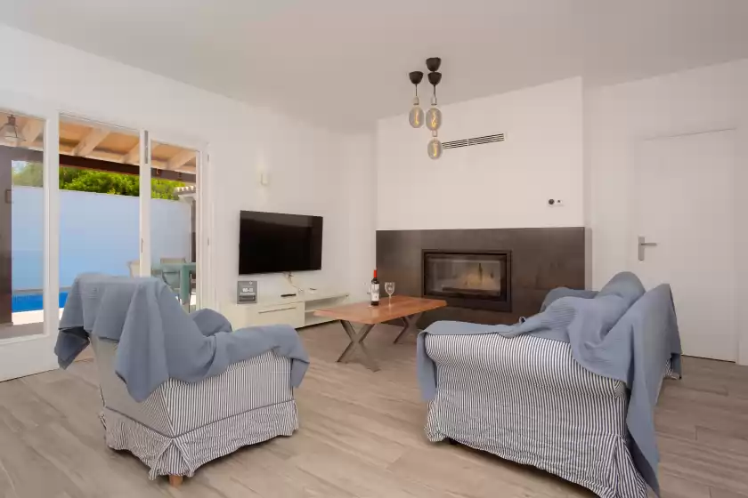 Holiday rentals in Sestanyolet, s'Estanyol de Migjorn
