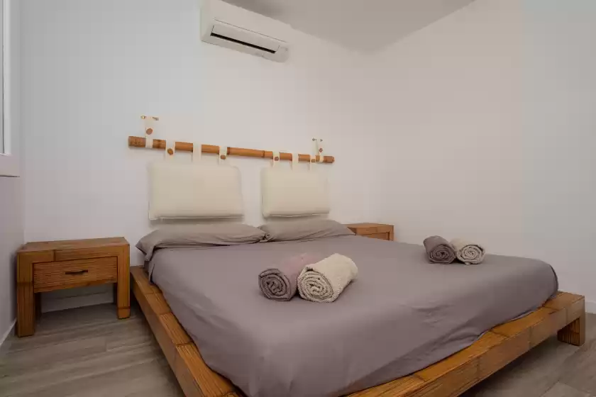 Holiday rentals in Sestanyolet, s'Estanyol de Migjorn