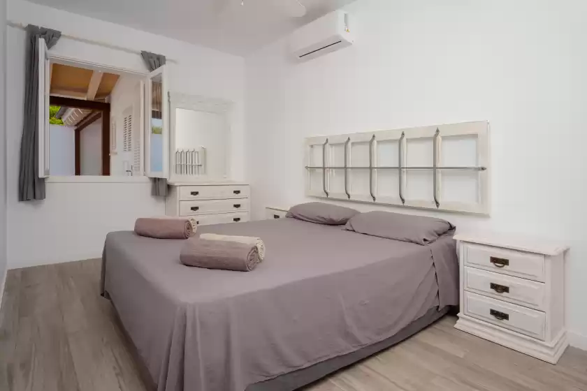 Holiday rentals in Sestanyolet, s'Estanyol de Migjorn