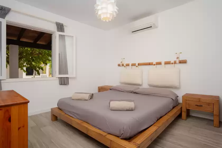Holiday rentals in Sestanyolet, s'Estanyol de Migjorn