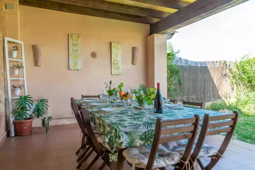 Holiday rentals in Es turo 10, Campos