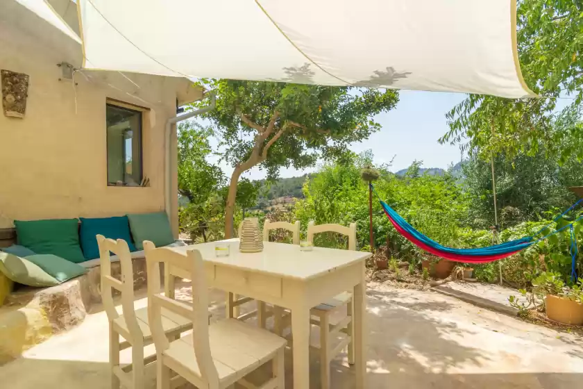 Holiday rentals in Ca'n tomeu - adults only, Bunyola