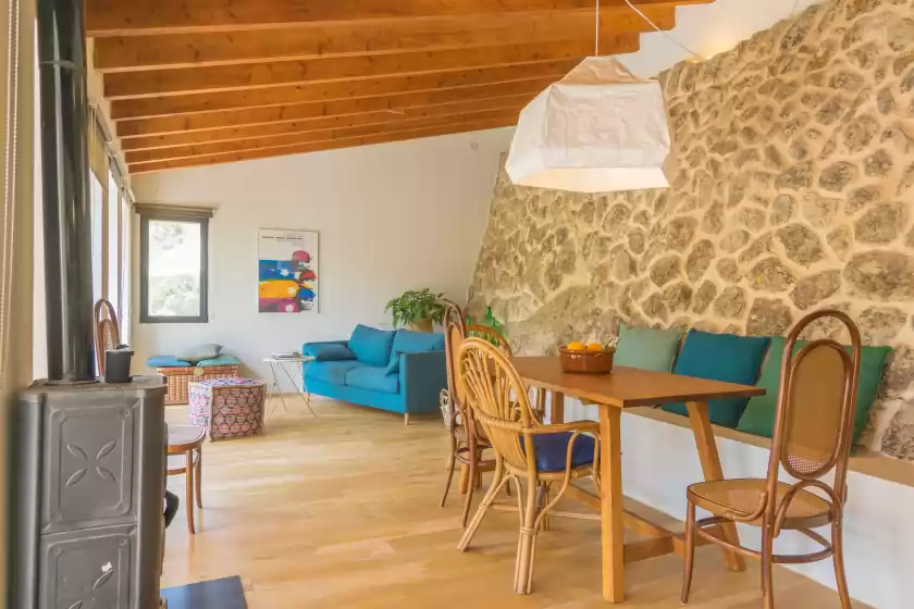 Holiday rentals in Ca'n tomeu - adults only, Bunyola