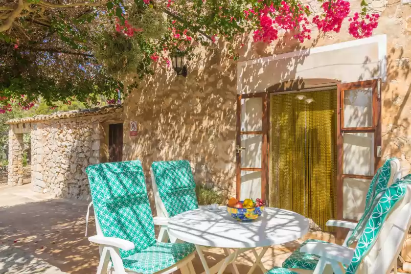 Holiday rentals in Can tiona, s'Arracó