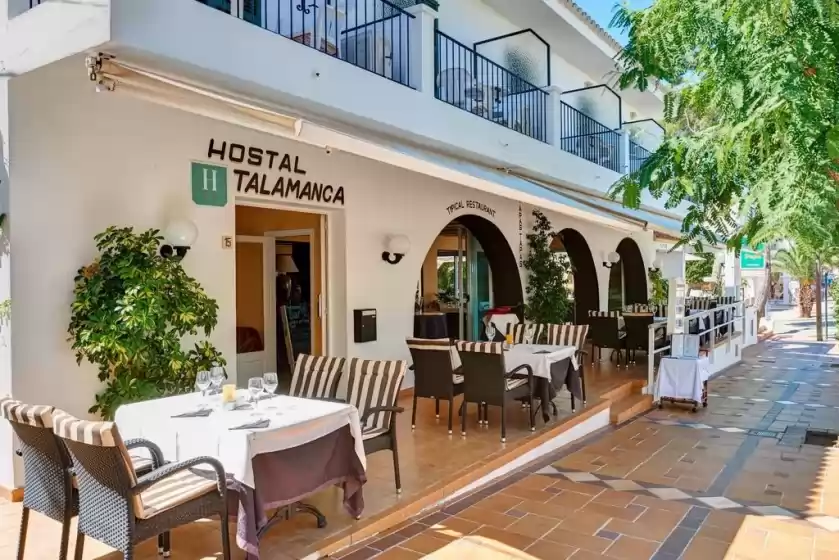 Ferienunterkünfte in Hostal talamanca hab. triple balcon, Cala d'Or