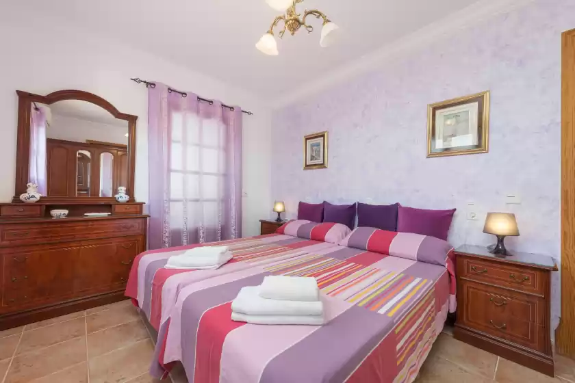 Holiday rentals in Finca calderitx, Ariany
