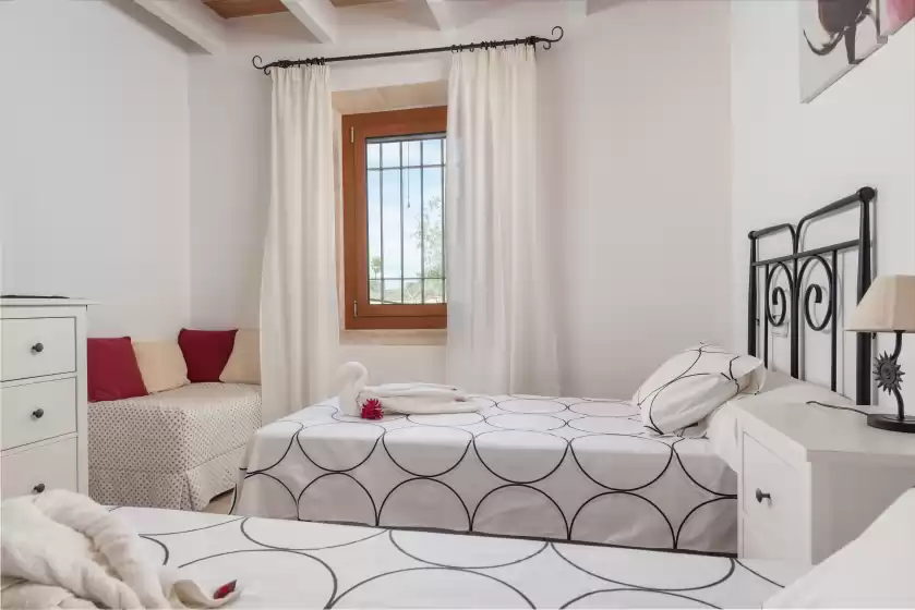 Holiday rentals in Es bosquerró, Santa Margalida