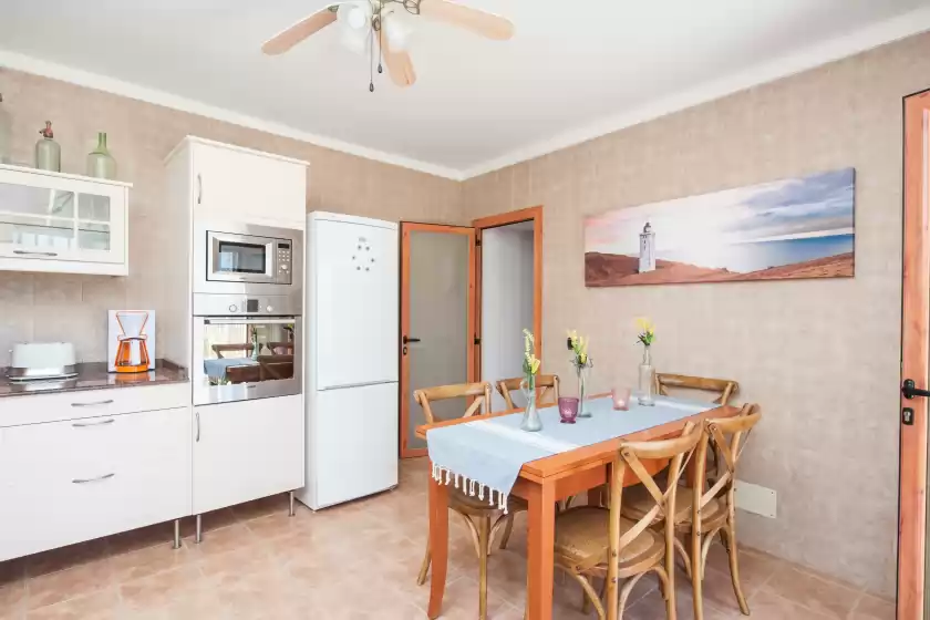 Holiday rentals in Sa tanca de can vicens 6, Sencelles