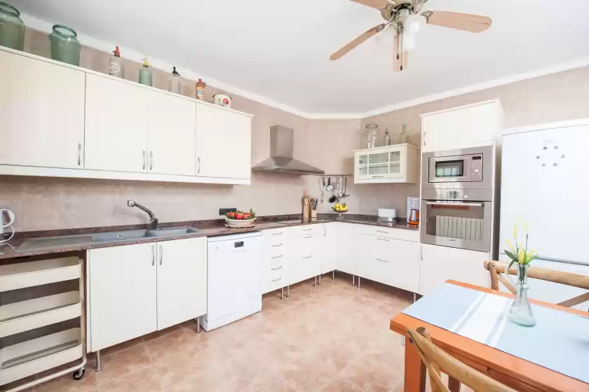 Holiday rentals in Sa tanca de can vicens 6, Sencelles