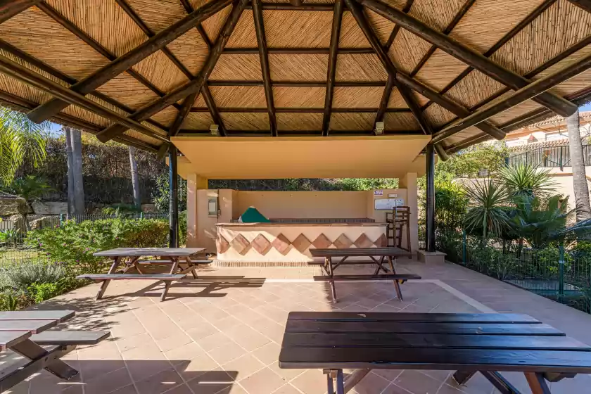 Holiday rentals in Villa riviera, Calahonda-Chaparral