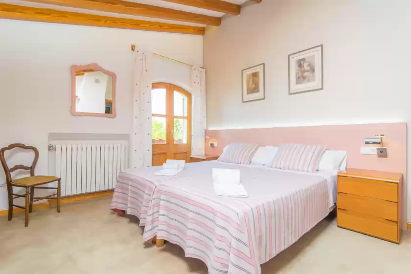 Holiday rentals in Villa marjals 16, Muro