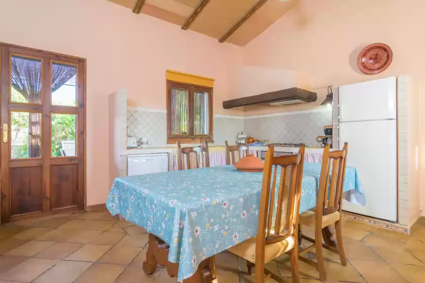 Holiday rentals in Liatris, Maria de la Salut