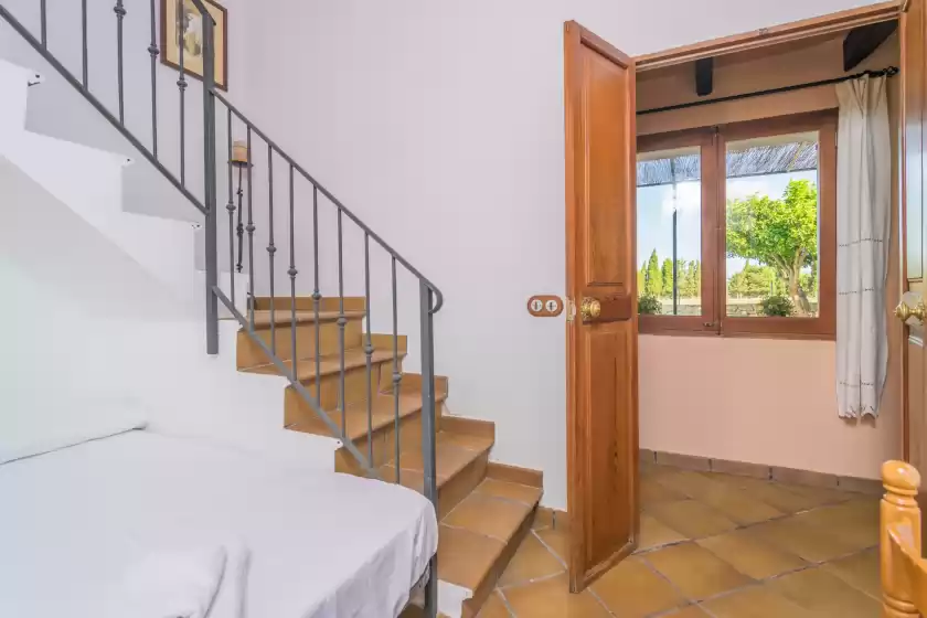 Holiday rentals in Liatris, Maria de la Salut