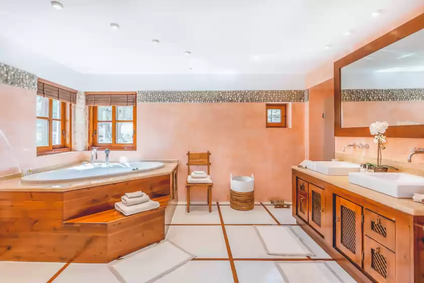 Holiday rentals in Ca'na calma, Sant Llorenç de Balàfia