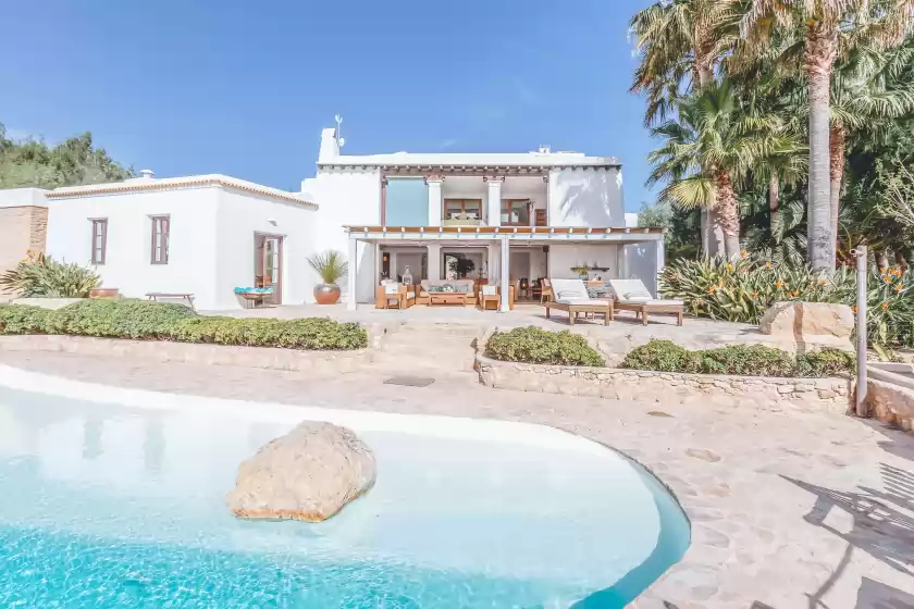 Holiday rentals in Ca'na calma, Sant Llorenç de Balàfia