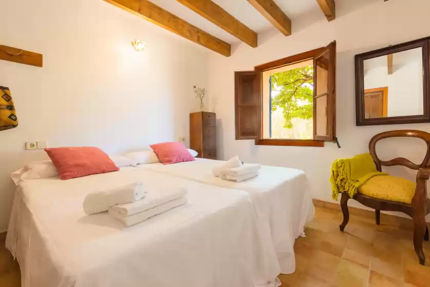 Holiday rentals in Hortella (ecofinca), Sant Joan