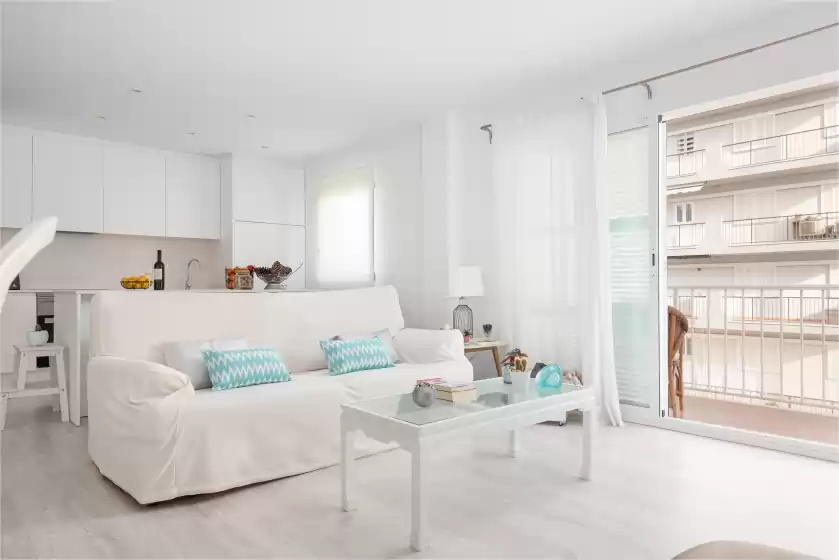 Holiday rentals in Can picafort - pizarro, Can Picafort