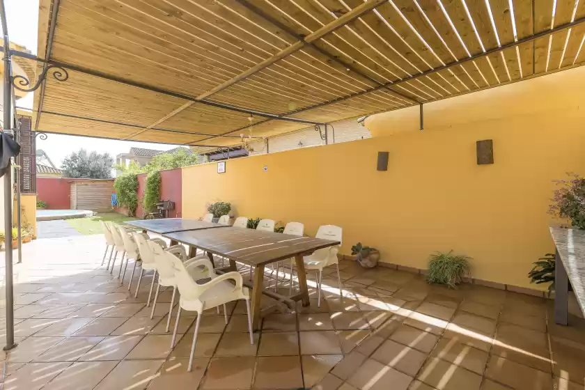 Holiday rentals in Villa abejarruco, Chiclana de la Frontera