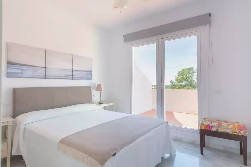 Holiday rentals in Artola, Marbella