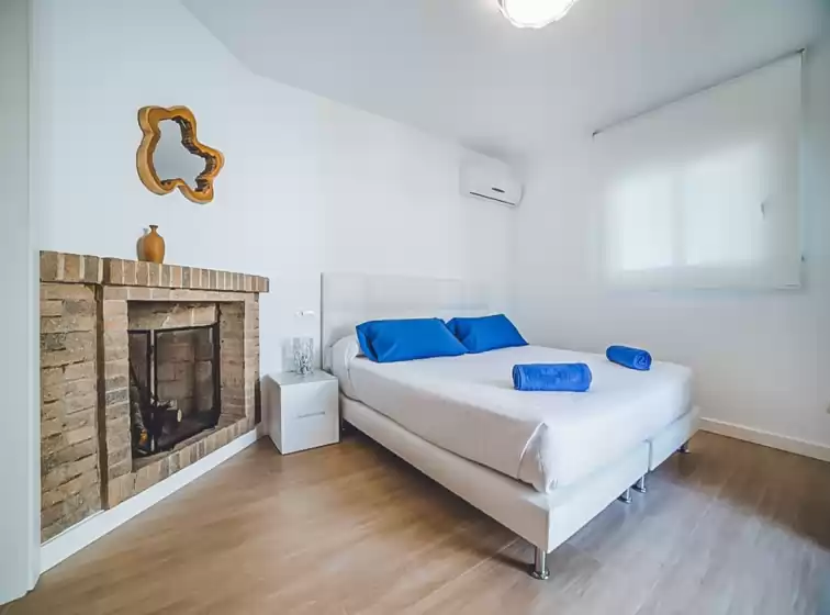 Holiday rentals in Can penelope, Sant Rafel de sa Creu