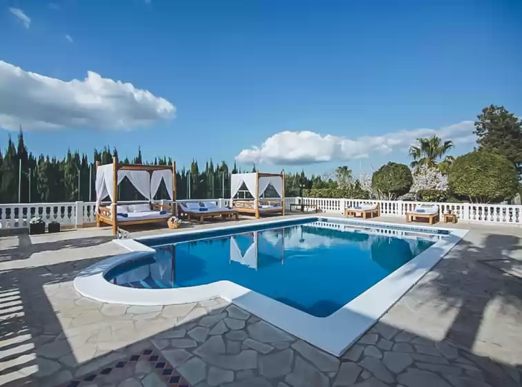 Holiday rentals in Can penelope, Sant Rafel de sa Creu