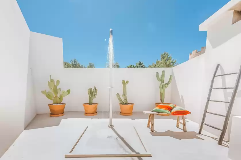 Holiday rentals in Villa oleander, Sant Agustí des Vedrà