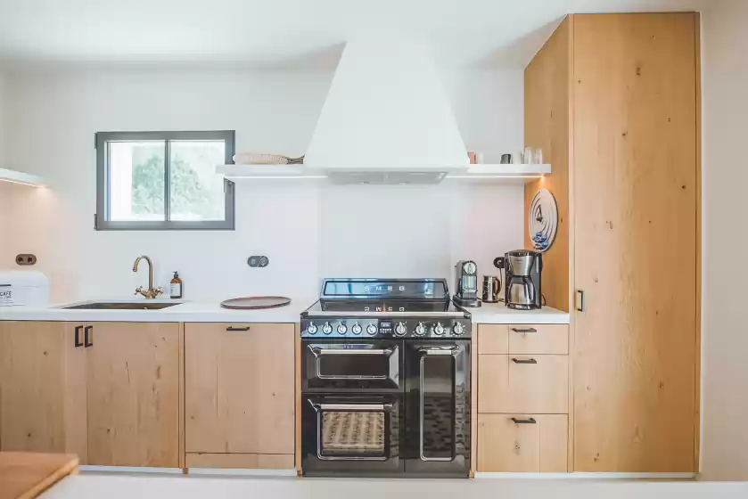 Holiday rentals in Villa oleander, Sant Agustí des Vedrà