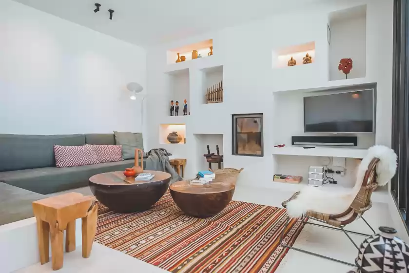 Holiday rentals in Villa oleander, Sant Agustí des Vedrà
