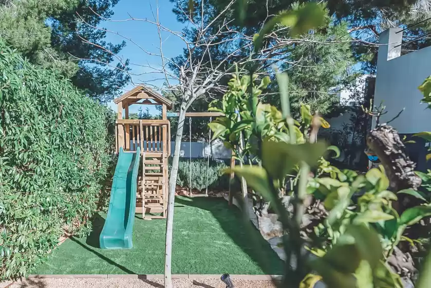 Holiday rentals in Villa oleander, Sant Agustí des Vedrà